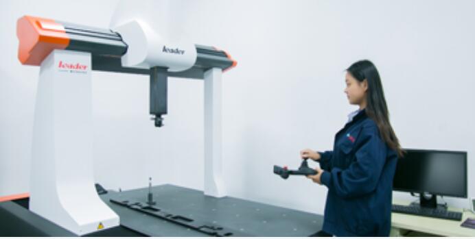 數控(kong)車床加(jia)工