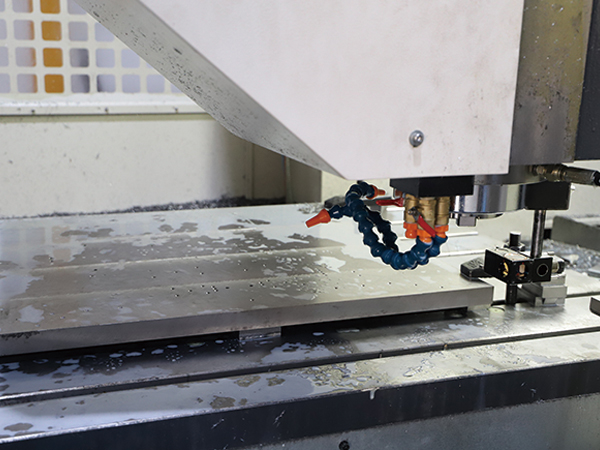 龍門銑床(chuang)加工